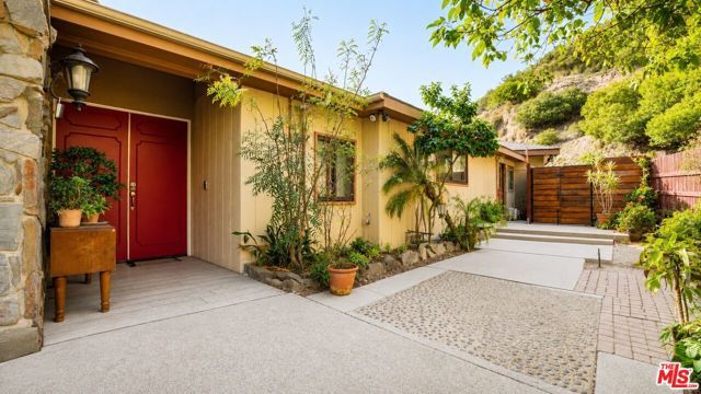 2451 Nichols Canyon Road, Los Angeles, CA 90046