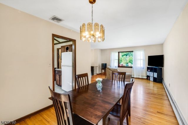 6 STRUBLE PL., Wantage Twp., NJ 07461