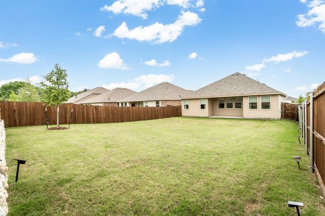 1800 Chestnut Oak Court, Mckinney, TX 75071