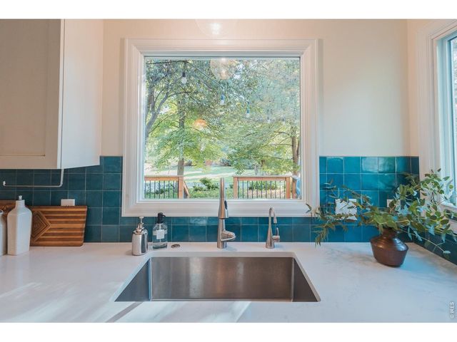 100 Grandview Ave, Fort Collins, CO 80521