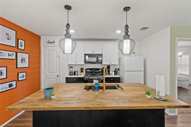 1602 Westfall Drive, Anna, TX 75409