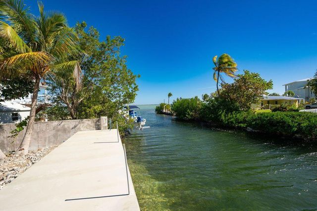 17230 Angelfish Lane, Sugarloaf Key, FL 33042