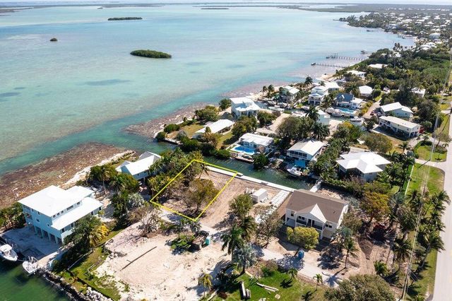 17230 Angelfish Lane, Sugarloaf Key, FL 33042