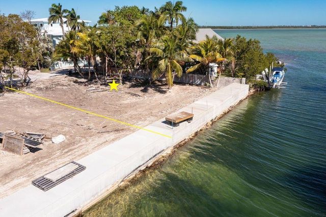 17230 Angelfish Lane, Sugarloaf Key, FL 33042