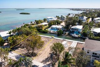 17230 Angelfish Lane, Sugarloaf Key, FL 33042