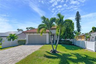 730 95th AVE N, Naples, FL 34108