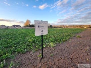 L 1 B 1 Highfield Ln, Rexburg, ID 83440