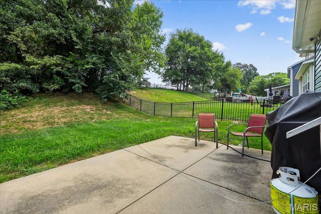 547 Great Oaks Meadow Drive, Wentzville, MO 63385