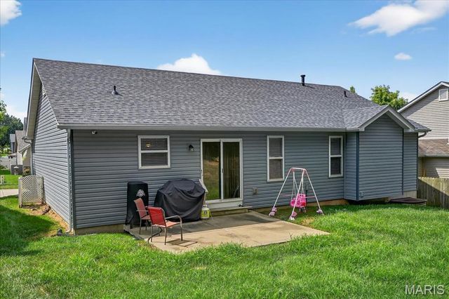 547 Great Oaks Meadow Drive, Wentzville, MO 63385