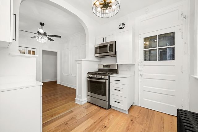 5329 S Dorchester Avenue 3B, Chicago, IL 60615