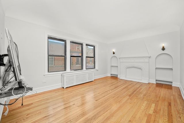 5329 S Dorchester Avenue 3B, Chicago, IL 60615