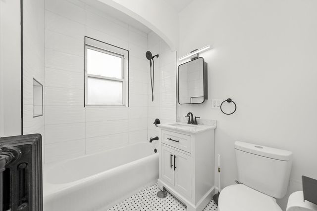 5329 S Dorchester Avenue 3B, Chicago, IL 60615