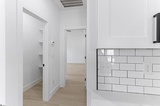 325 Gwinn Mill Road, Pauline, SC 29376