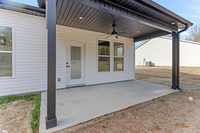 325 Gwinn Mill Road, Pauline, SC 29376