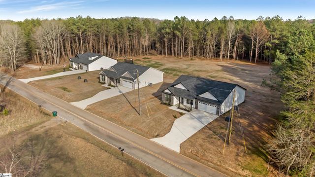 325 Gwinn Mill Road, Pauline, SC 29376