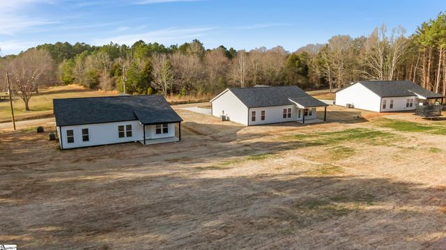 325 Gwinn Mill Road, Pauline, SC 29376