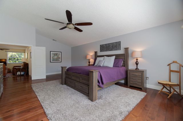 10421 Buena Ventura Drive, Boca Raton, FL 33498