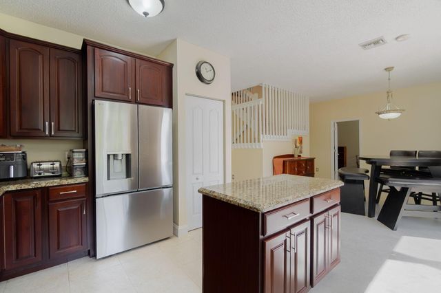 10421 Buena Ventura Drive, Boca Raton, FL 33498