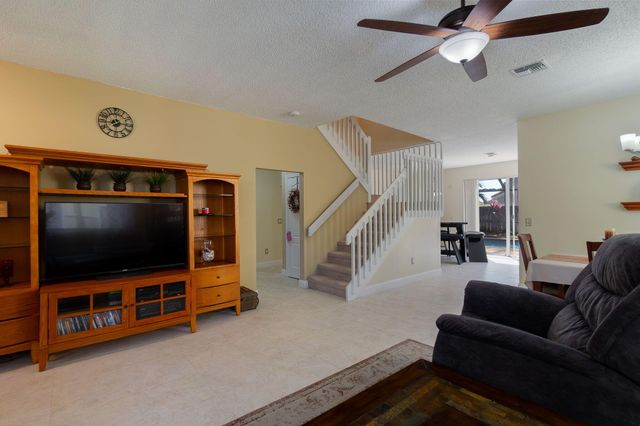 10421 Buena Ventura Drive, Boca Raton, FL 33498