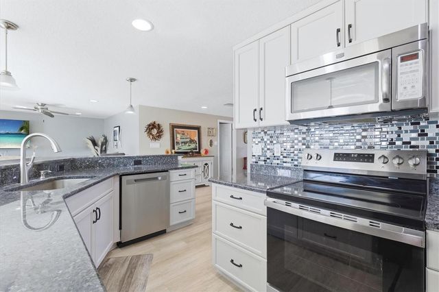 13711 EVELANE DRIVE, Hudson, FL 34667