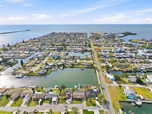 13711 EVELANE DRIVE, Hudson, FL 34667