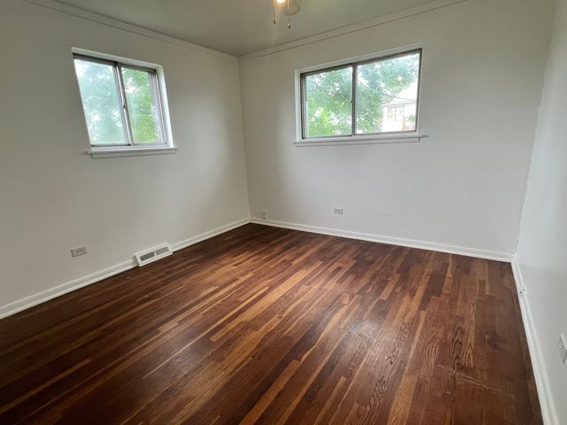 8815 S Halsted Street, Chicago, IL 60620