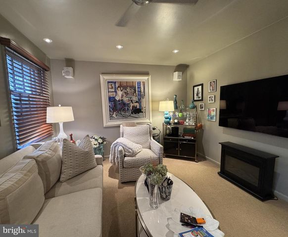 357 SPRAGUE RD, Penn Valley, PA 19072