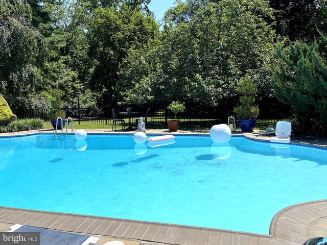 357 SPRAGUE RD, Penn Valley, PA 19072