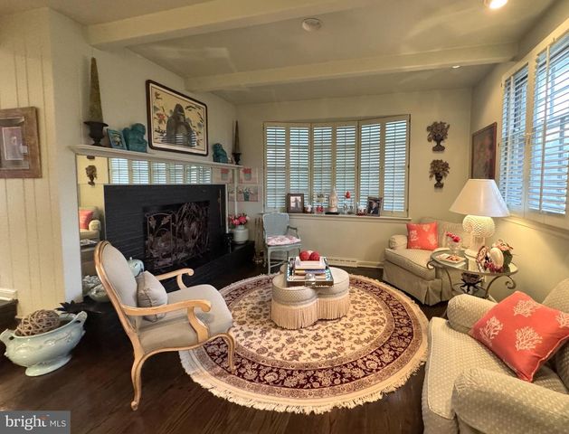 357 SPRAGUE RD, Penn Valley, PA 19072