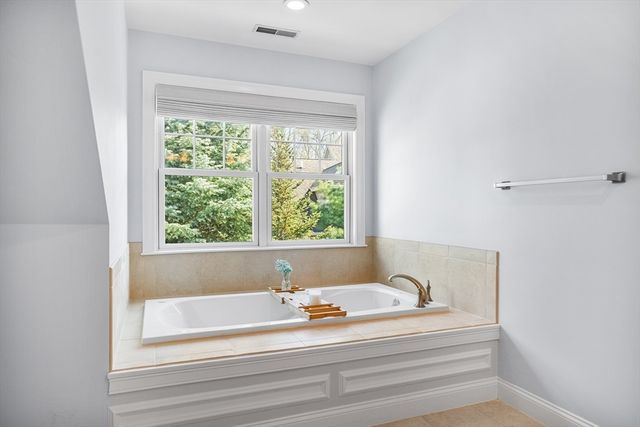 58 Sunset Ridge Lane 58, Bolton, MA 01740