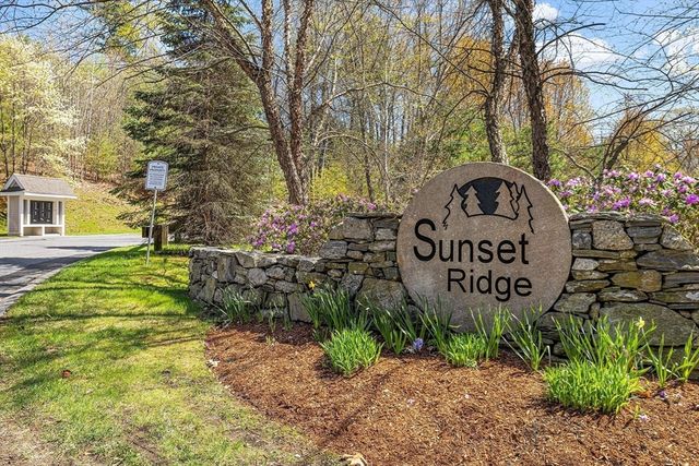 58 Sunset Ridge Lane 58, Bolton, MA 01740