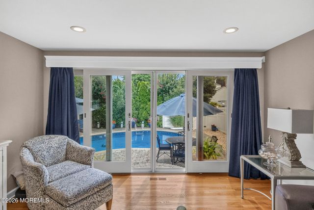 289 Euclid Avenue, Manasquan, NJ 08736