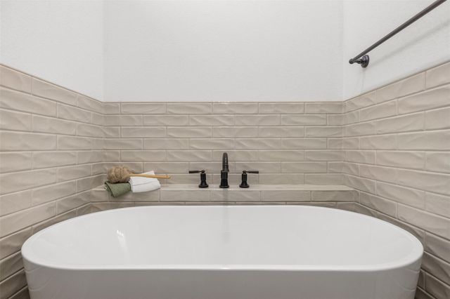 5034 Toscana Loop, Bryan, TX 77802