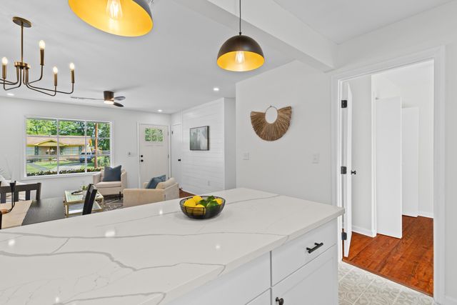 2708 Crestline Drive, North Charleston, SC 29405