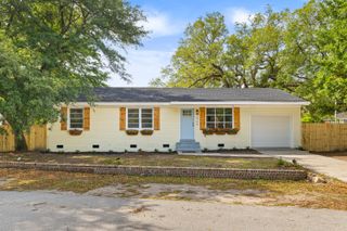 2708 Crestline Drive, North Charleston, SC 29405