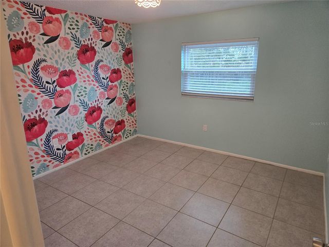 350 79TH AVENUE N 334, St Petersburg, FL 33702