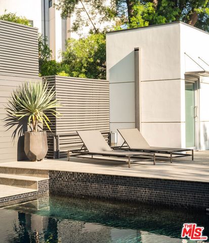 1545 Sunset Plaza Drive, Los Angeles, CA 90069