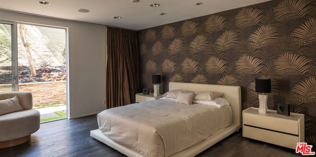 1545 Sunset Plaza Drive, Los Angeles, CA 90069