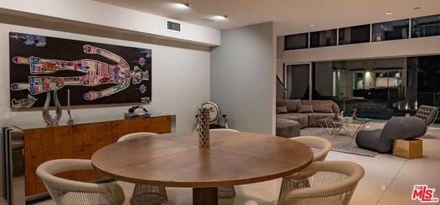 1545 Sunset Plaza Drive, Los Angeles, CA 90069