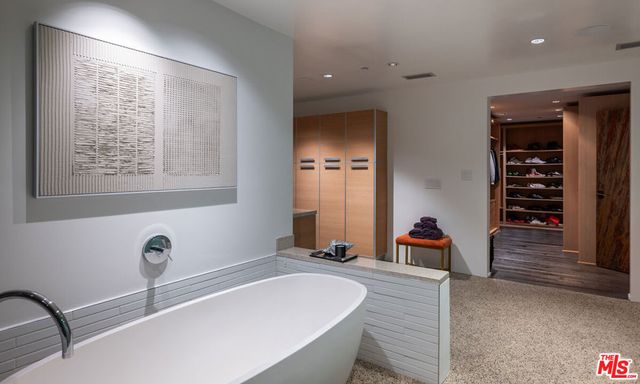 1545 Sunset Plaza Drive, Los Angeles, CA 90069