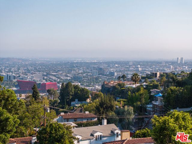 1545 Sunset Plaza Drive, Los Angeles, CA 90069