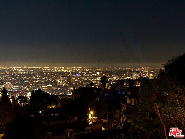 1545 Sunset Plaza Drive, Los Angeles, CA 90069