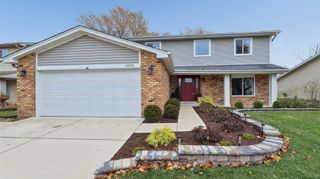 6819 Harvest Avenue, Woodridge, IL 60517