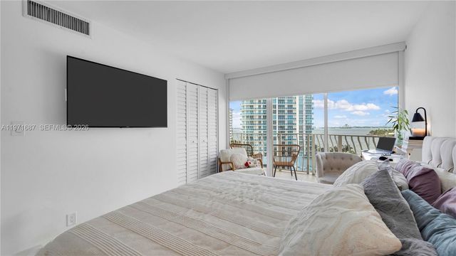 7601 E Treasure Dr 1011, North Bay Village, FL 33141