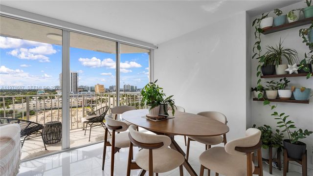 7601 E Treasure Dr 1011, North Bay Village, FL 33141