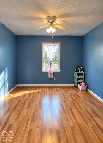 8830 Summer Walk Drive E, Indianapolis, IN 46227