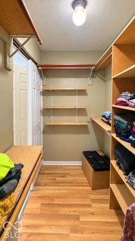 8830 Summer Walk Drive E, Indianapolis, IN 46227