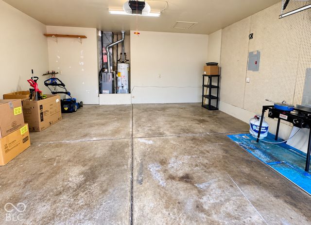 8830 Summer Walk Drive E, Indianapolis, IN 46227