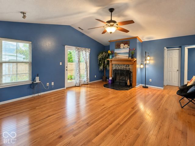 8830 Summer Walk Drive E, Indianapolis, IN 46227