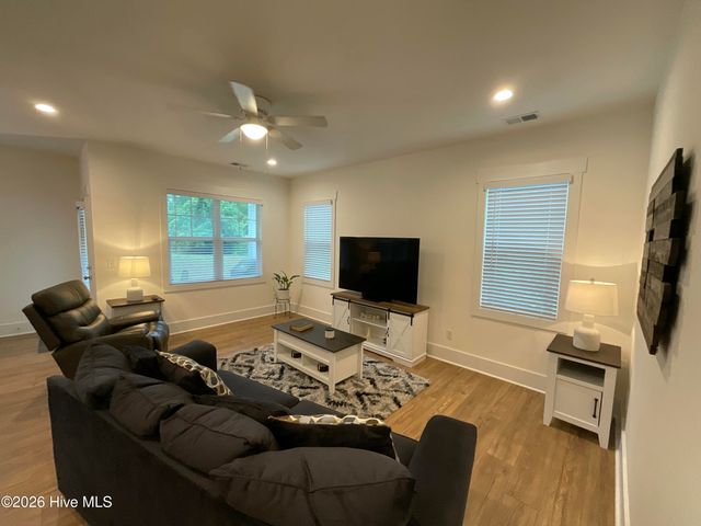 1425 Eco Circle, Wilmington, NC 28409